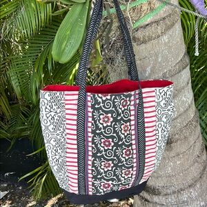 Floral Black and White Tote Bag NWOT